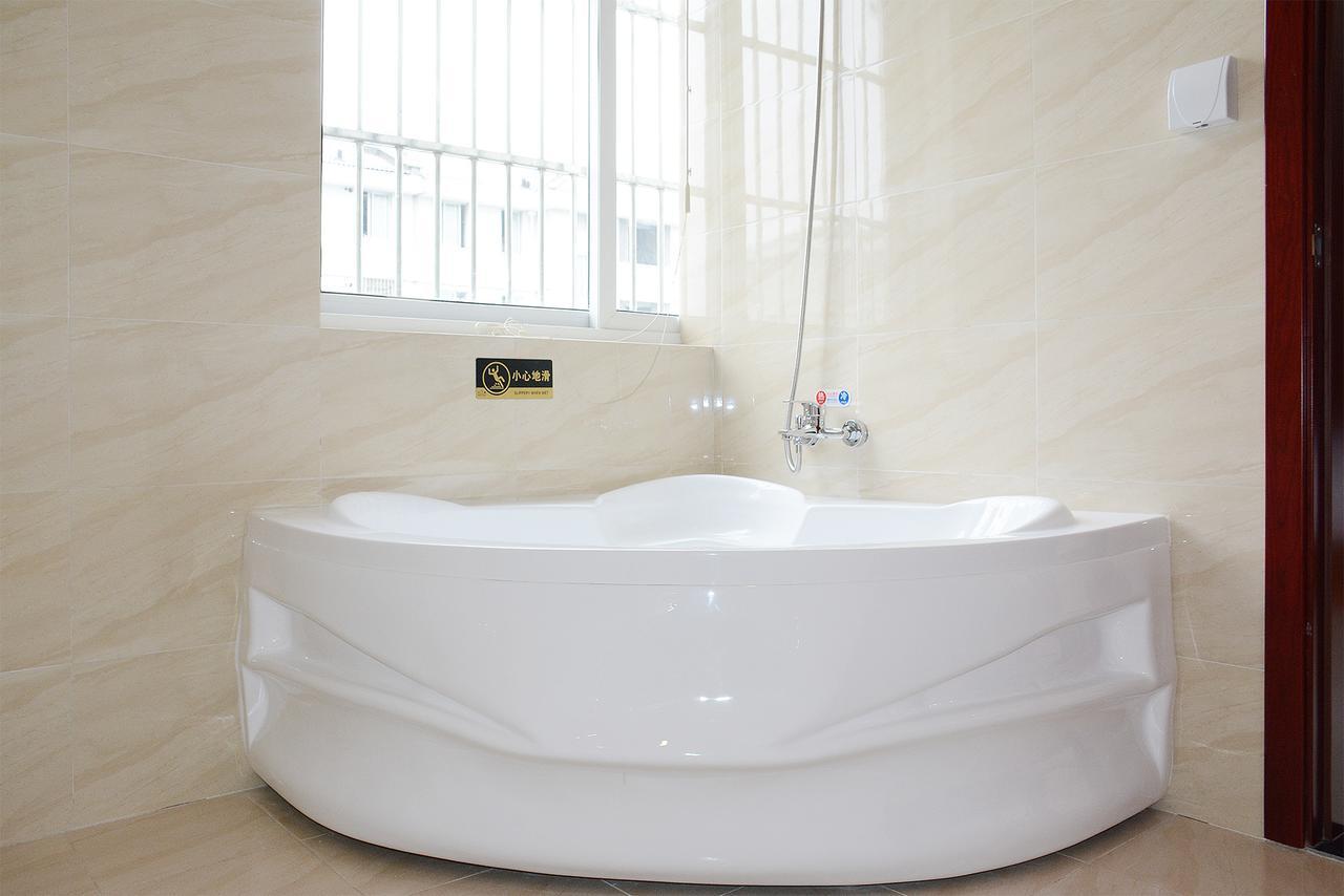 100 Inn Plus Pudong Airport Hotel Thượng Hải Ngoại thất bức ảnh